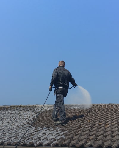 roof cleaning Vancouver WA